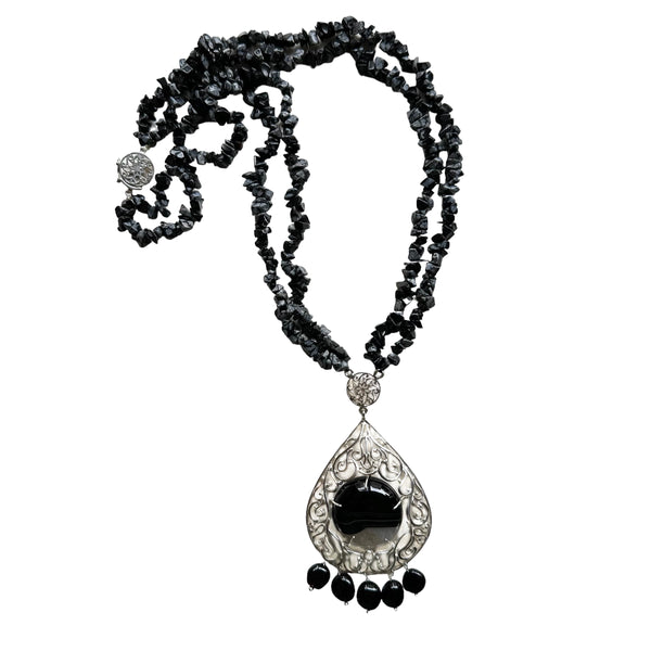 ON SALE - Black Onyx, Agate, filigree necklace