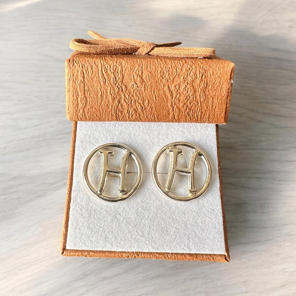 Alphabet Cufflink - H