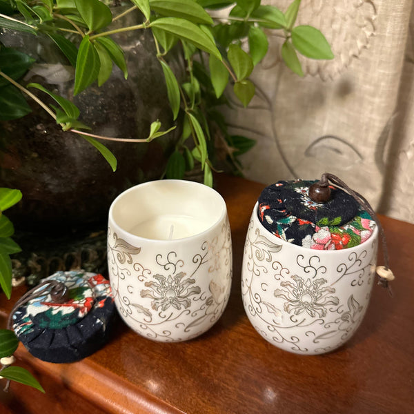 White & Gold Tea Jar Candles