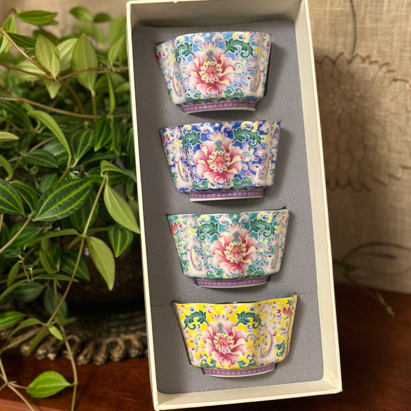 Flower bowls - Set of four