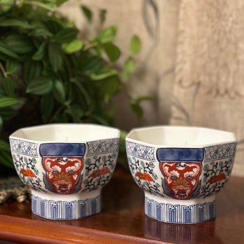 Blue and white vintage Chinese bowl