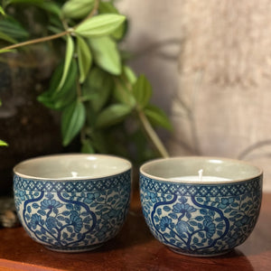 Blue vintage design bowls