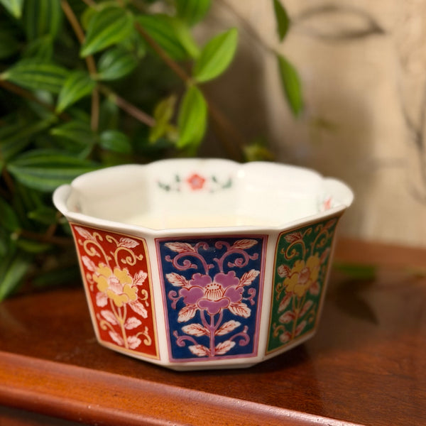 Vintage Design Bowl
