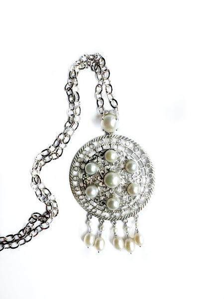 SOLD - NEW - Pearl filigree pendant with silver chain