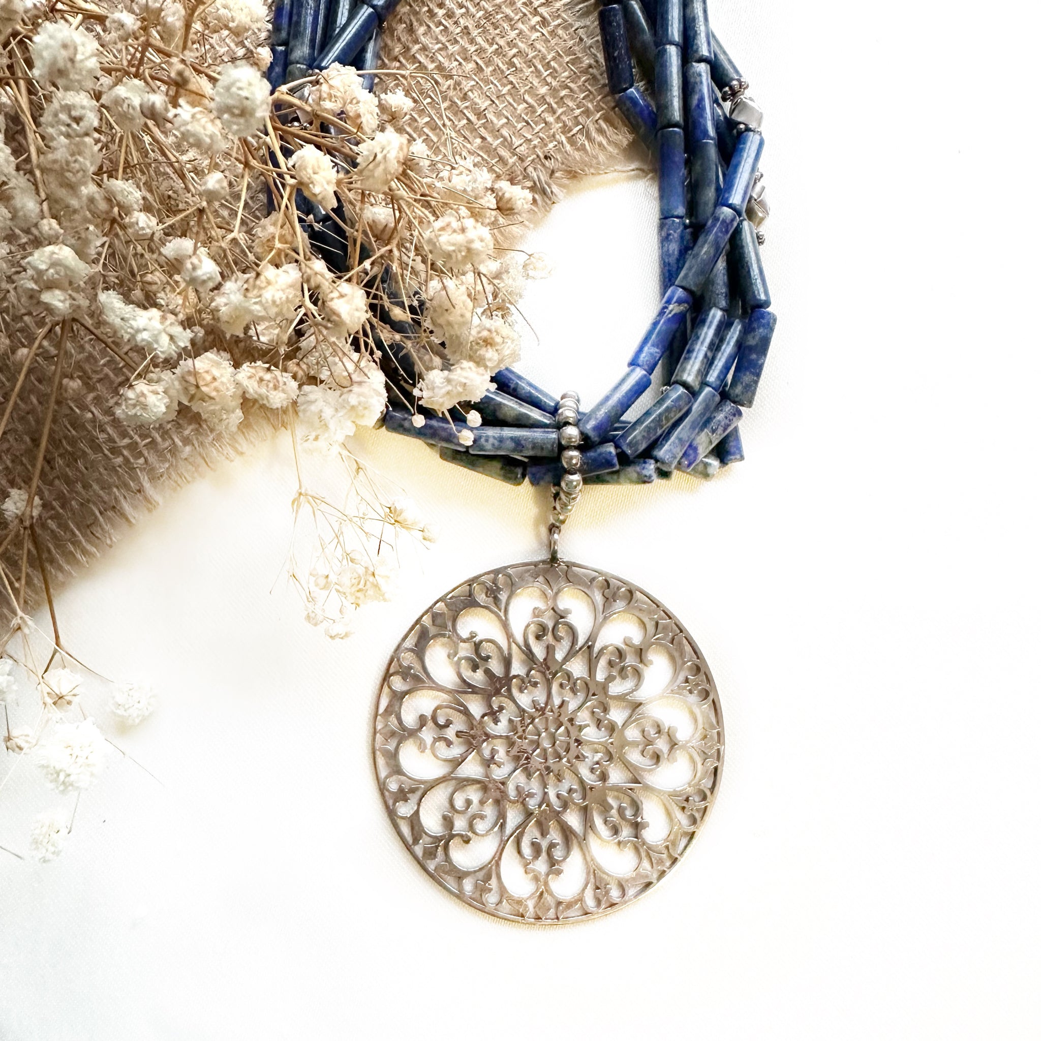 NEW - Lapis Lazuli, ajourè necklace