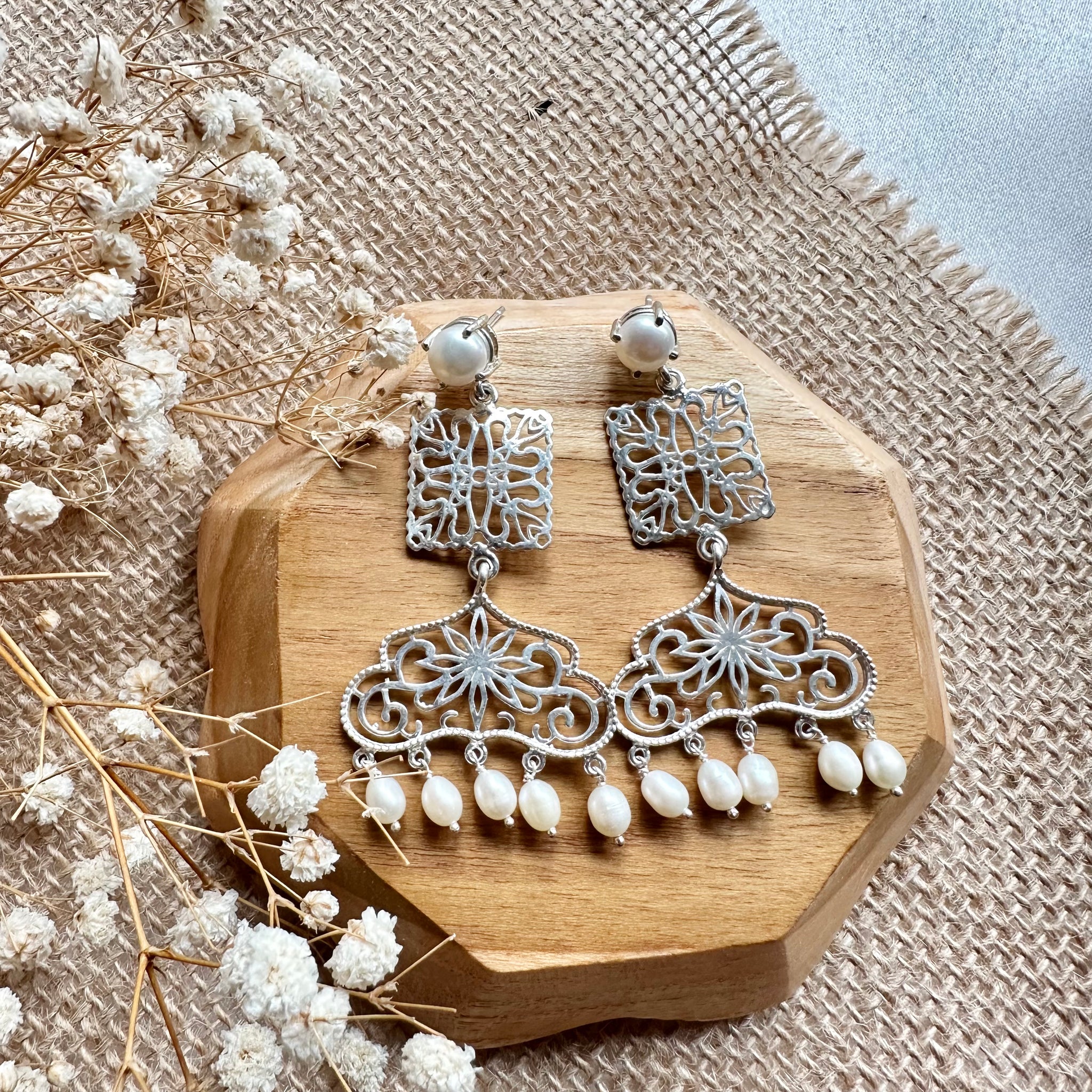 NEW Pearl Filigree Earring