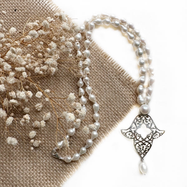 NEW - Pearl filigree “Zeba" necklace