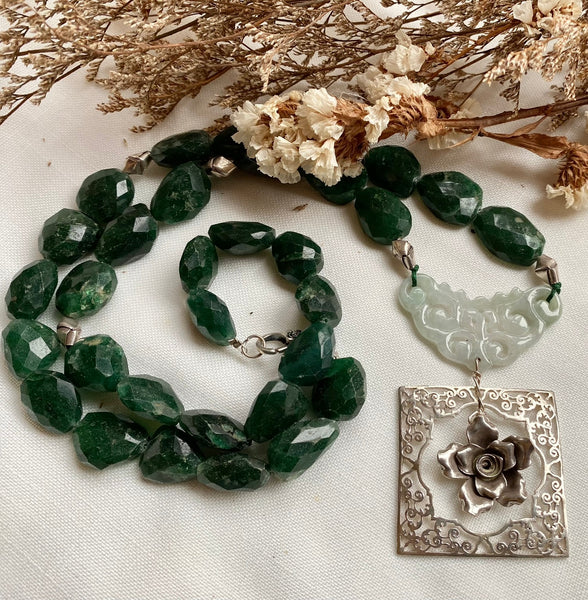 ON SALE - Carved Jade and green Aventurine necklace