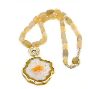 SOLD - ON SALE Druzy necklace with Agate
