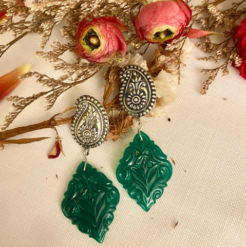 ON SALE - Vintage Carved Green Onyx Earring