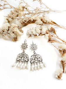 SOLD - NEW Filigree earrings - Pearl